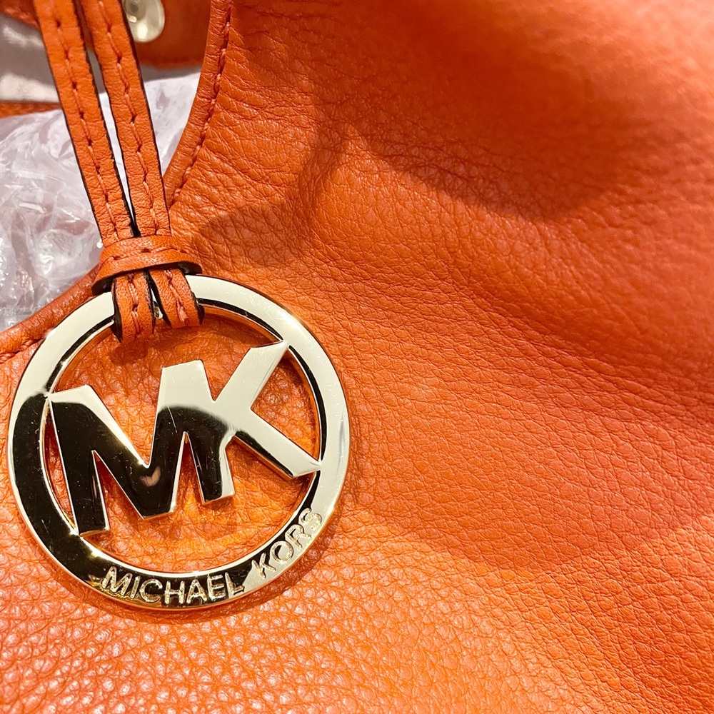 Micheal Kors orange leather layton hobo. - Picture 5 of 10